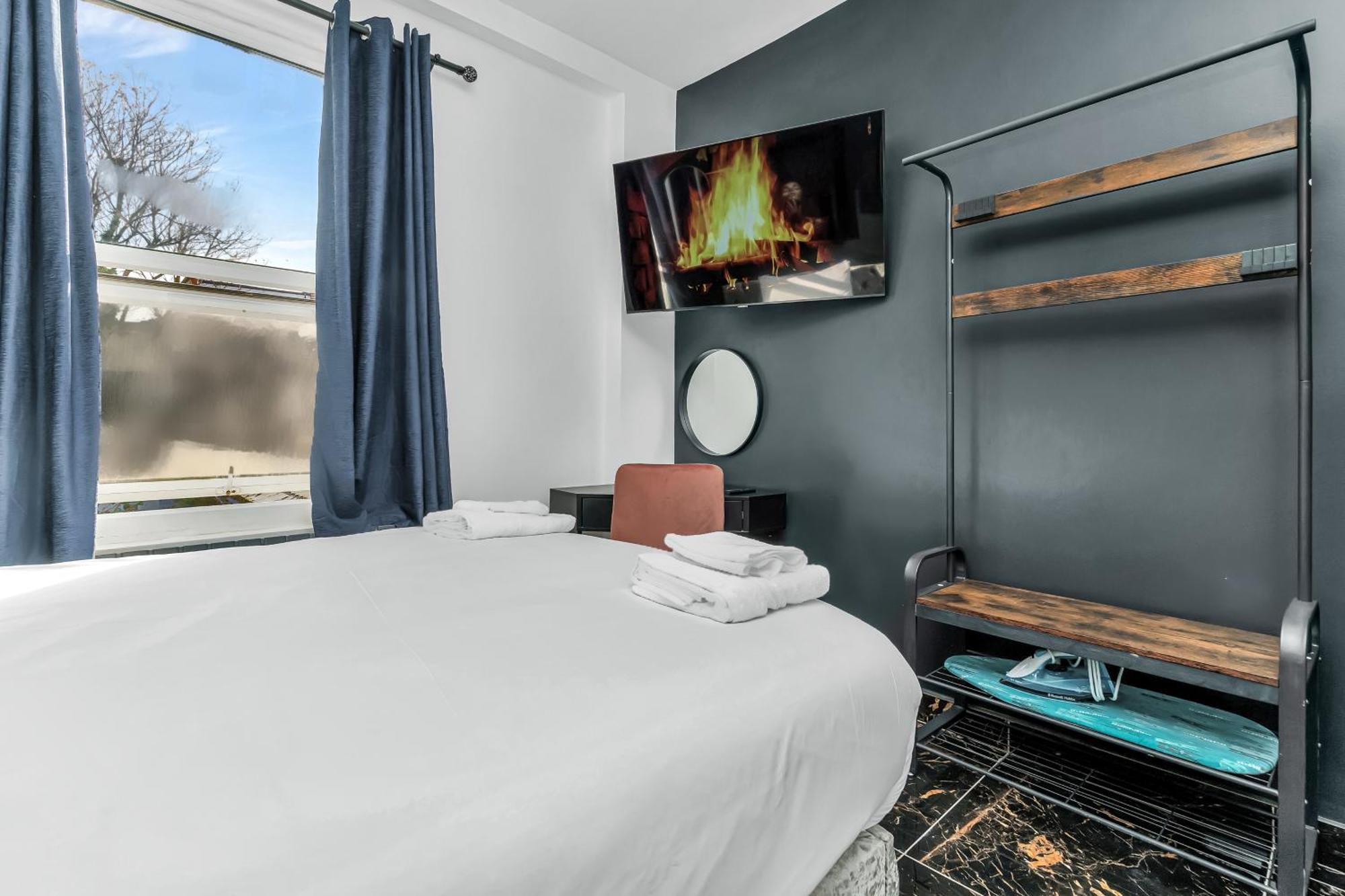 G Eighty Four Aparthotel London Bagian luar foto